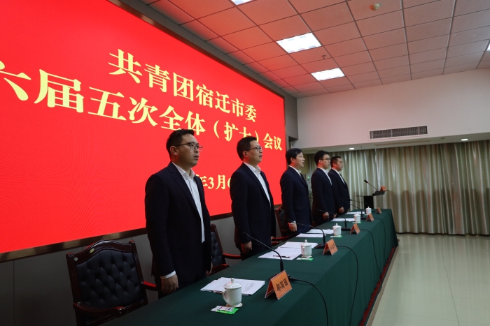2奏唱国歌